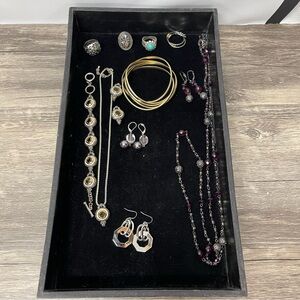 12 piece Lot of Elegant Jewelry Set with Gold and Silver Accents‎